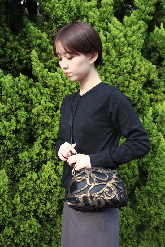 【SALE 60%OFF】:フレンチレースポシェット