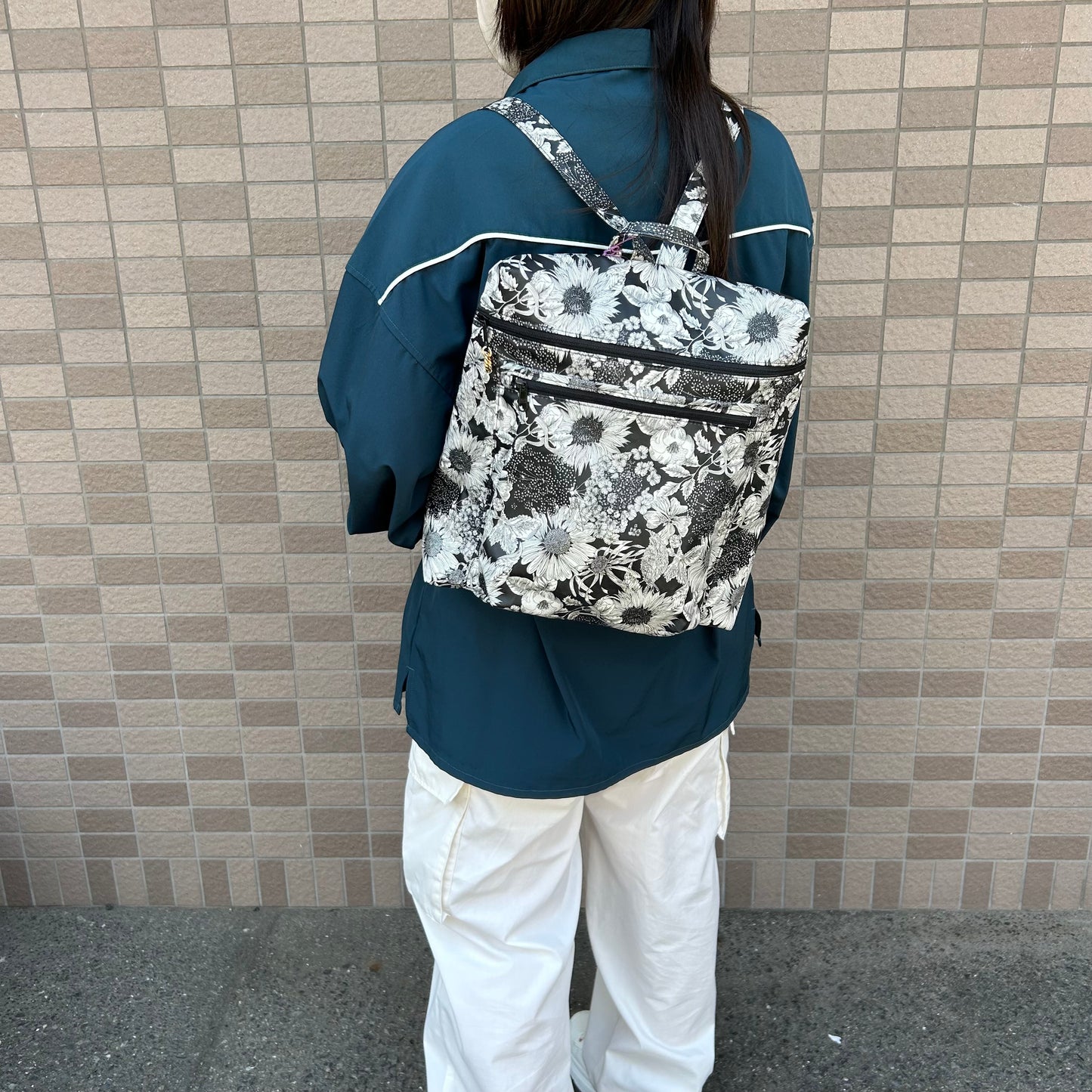 ファスナーリュック [リバティプリント]